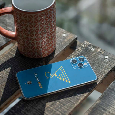 NHL St. Louis Blues Distressed iPhone 11 Pro Skin