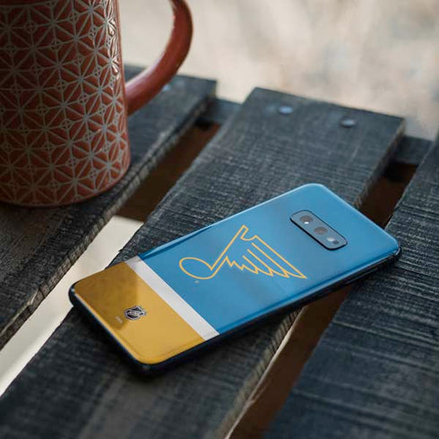 NHL St. Louis Blues Jersey Galaxy S10e Skin