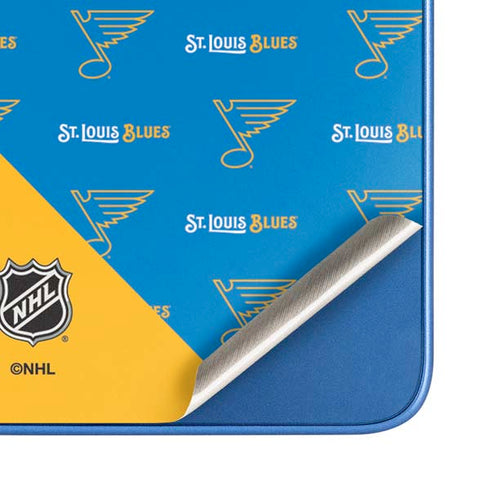 NHL St. Louis Blues Pattern Moto G Play 4G (2024) Skin
