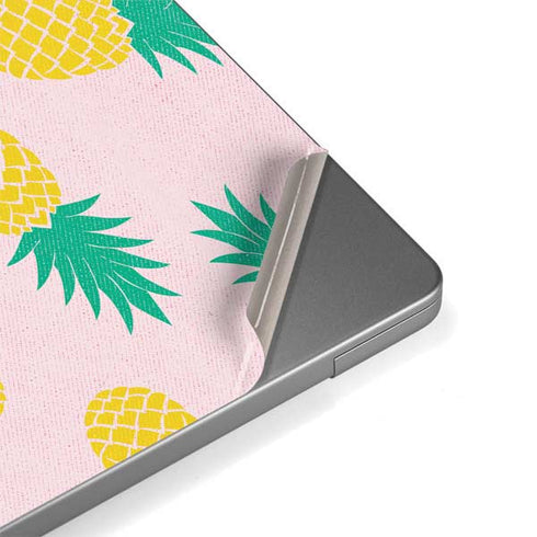 Summer Pineapples Apple MacBook Pro 14-inch Skin
