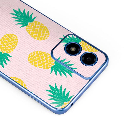 Summer Pineapples Moto G Play 4G (2024) Skin