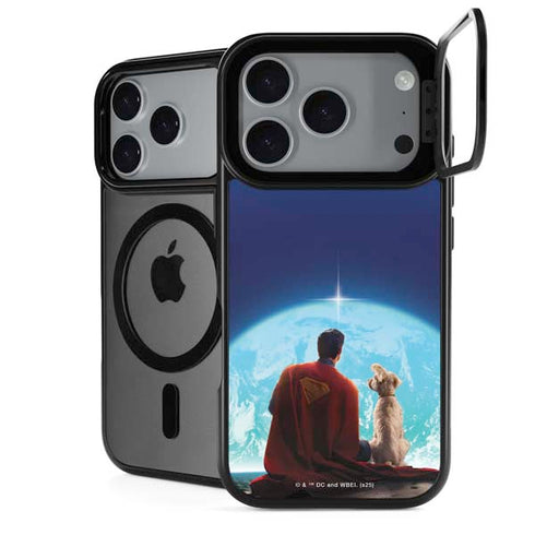 Superman 2025 Superman & Krypto watch the Earth iPhone 18 Pro Max Kickstand Case