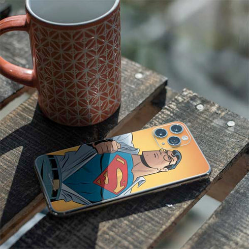 DC Comics Superman 90's Animated Series iPhone 11 Pro Skin