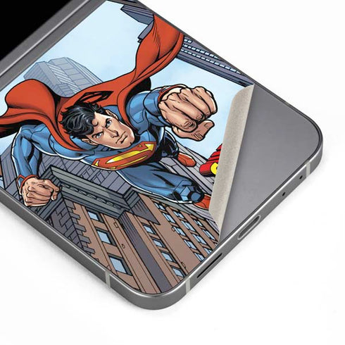 DC Comics Superman Flying Pose Galaxy Z Flip6 Skin