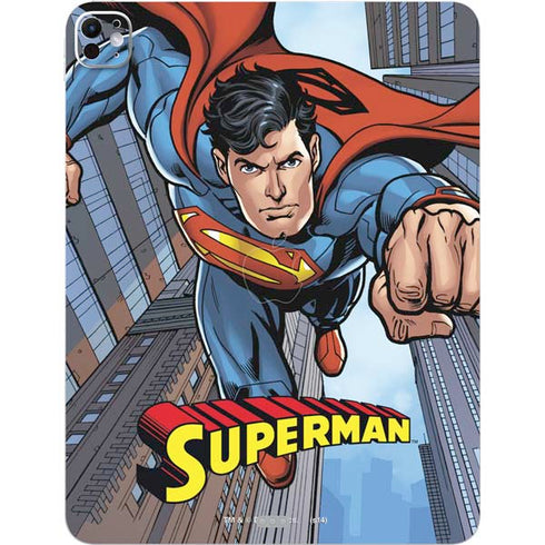 DC Comics Superman Flying Pose iPad Pro 13in M4 (2024) Skin