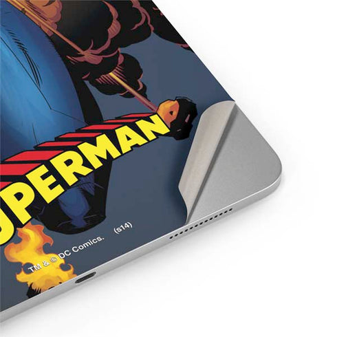 DC Comics Superman Action Flying Pose iPad Pro 13in M4 (2024) Skin
