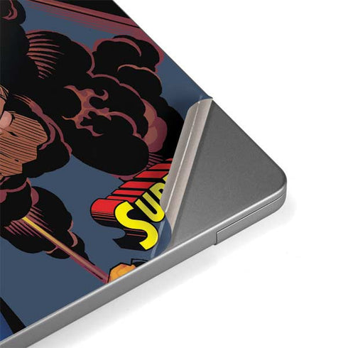 DC Comics Superman Action Flying Pose Apple MacBook Pro 14-inch Skin