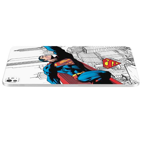 DC Comics Superman Super Speed Flying Over City iPad Pro 13in M4 (2024) Skin