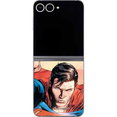 DC Comics Superman Flying Pose Action Comics #957 Art by Patch Zircher Galaxy Z Flip6 Skin