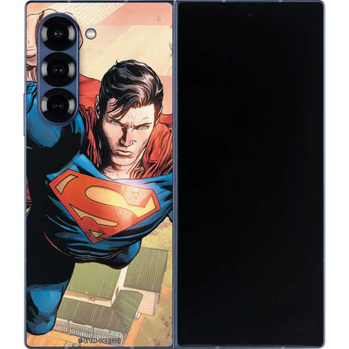 DC Comics Superman Flying Pose Action Comics #957 Art by Patch Zircher Galaxy Z Fold6 Skin