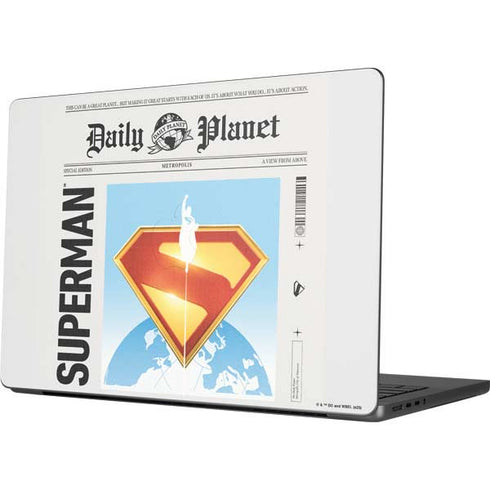 Superman 2025 Daily Planet Superman Cover MacBook Pro 14in (2021-24) Skin