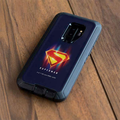 Superman 2025 Energy Shield Neon Emblem Otterbox Defender Galaxy Skin