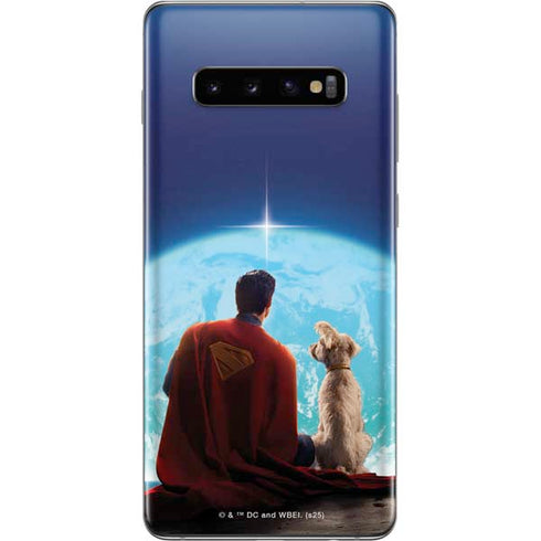 Superman 2025 Superman & Krypto watch the Earth Galaxy S10 Plus Skin