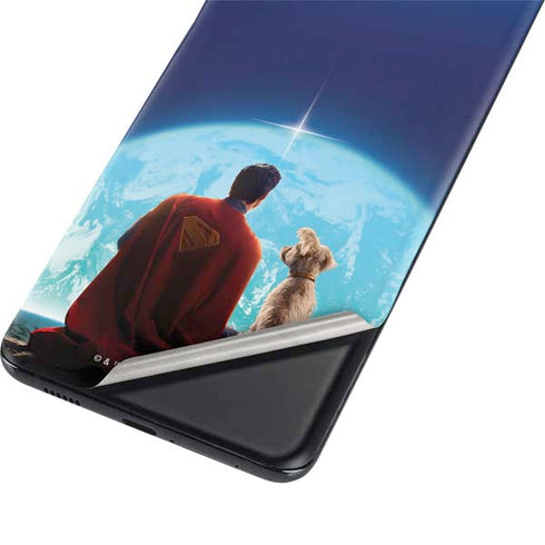 Superman 2025 Superman & Krypto watch the Earth Galaxy S21 Plus 5G Skin