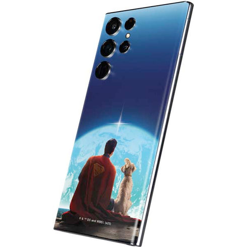Superman 2025 Superman & Krypto watch the Earth Galaxy S22 Ultra Skin