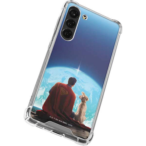 Superman 2025 Superman & Krypto watch the Earth Galaxy S23 FE Clear Case