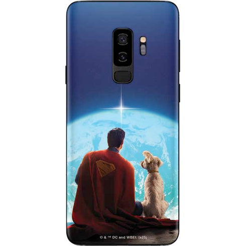 Superman 2025 Superman & Krypto watch the Earth Galaxy S9 Plus Skin