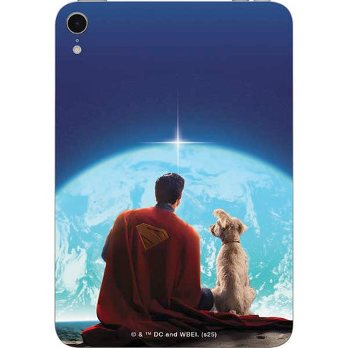 Superman 2025 Superman & Krypto watch the Earth Apple iPad Mini Skin