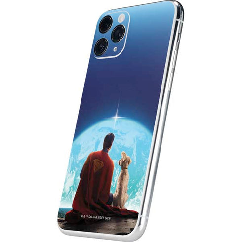 Superman 2025 Superman & Krypto watch the Earth iPhone 11 Pro Skin