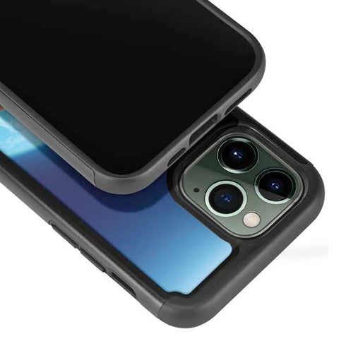 Superman 2025 Superman & Krypto watch the Earth iPhone 13 Pro Cargo Case