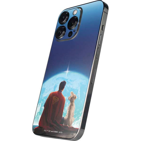 Superman 2025 Superman & Krypto watch the Earth iPhone 14 Pro Max Skin