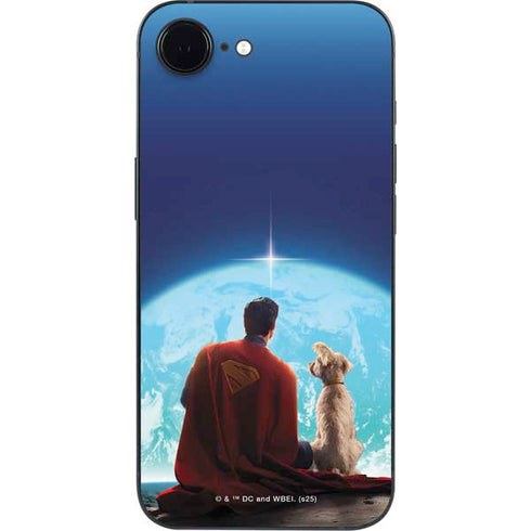 Superman 2025 Superman & Krypto watch the Earth iPhone 16e Skin