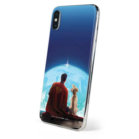 Superman 2025 Superman & Krypto watch the Earth iPhone XS Max Skin