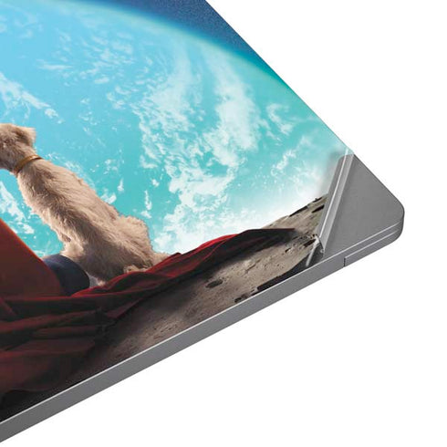 Superman 2025 Superman & Krypto watch the Earth Universal Laptop 14in (11.4 x 8.2in) Skin