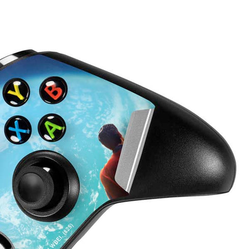 Superman 2025 Superman & Krypto watch the Earth Xbox One X Controller Skin