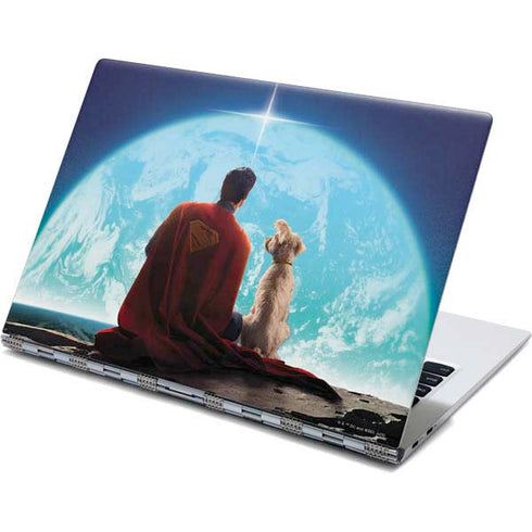 Superman 2025 Superman & Krypto watch the Earth Yoga 910 2-in-1 14in Touch-Screen Skin
