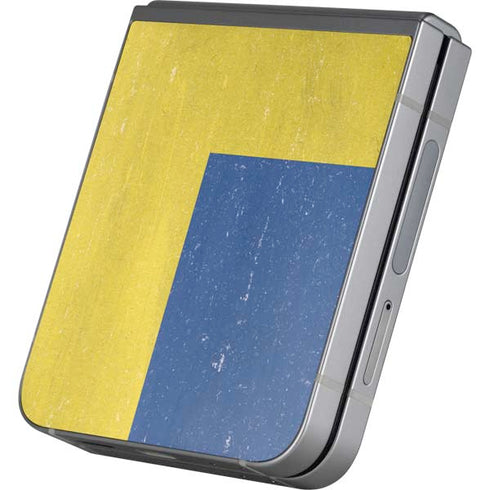 Sweden Flag Distressed Galaxy Z Flip6 Skin