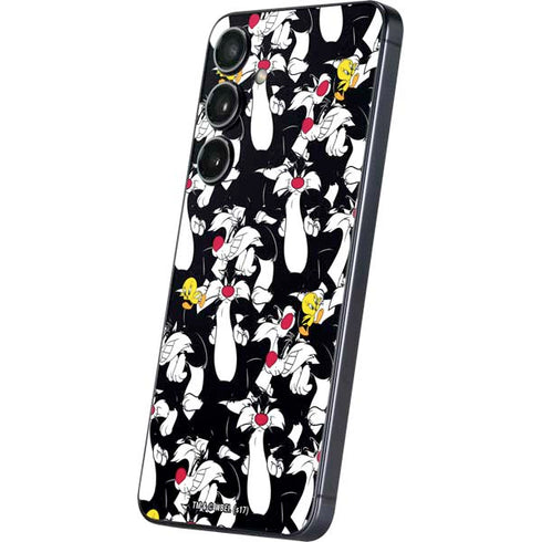 Looney Tunes Sylvester and Tweety Super Sized Galaxy S25 Skin