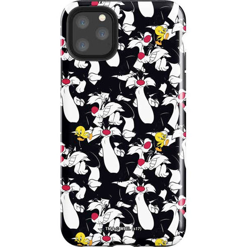 Looney Tunes Sylvester and Tweety Super Sized iPhone Cases