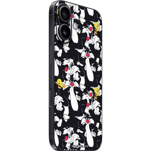 Looney Tunes Sylvester and Tweety Super Sized iPhone 16 Skin
