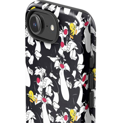 Looney Tunes Sylvester and Tweety Super Sized iPhone 16e Impact Case