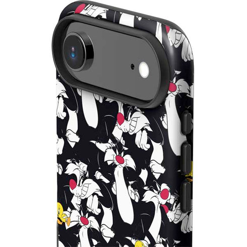 Looney Tunes Sylvester and Tweety Super Sized iPhone 17 Air Impact Case