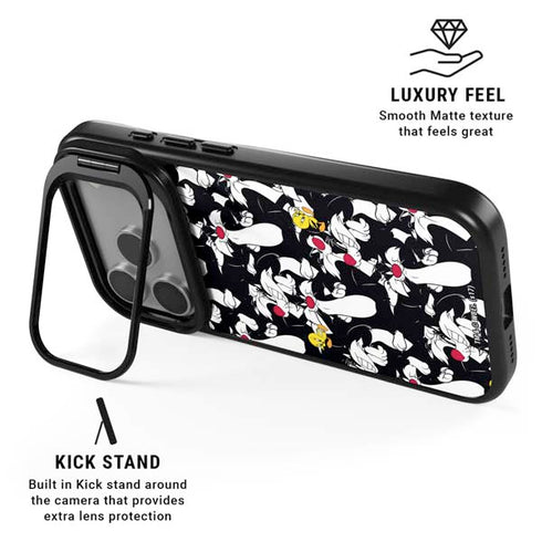 Looney Tunes Sylvester and Tweety Super Sized iPhone 17 Pro Kickstand Case