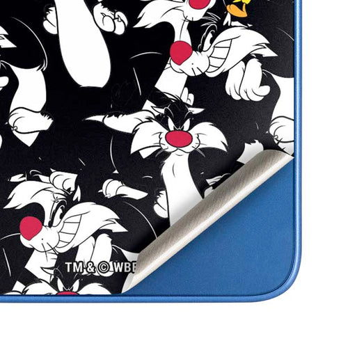 Looney Tunes Sylvester and Tweety Super Sized Moto G Play 4G (2024) Skin