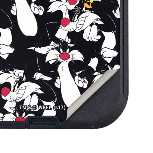 Looney Tunes Sylvester and Tweety Super Sized Otterbox Defender iPhone Skin