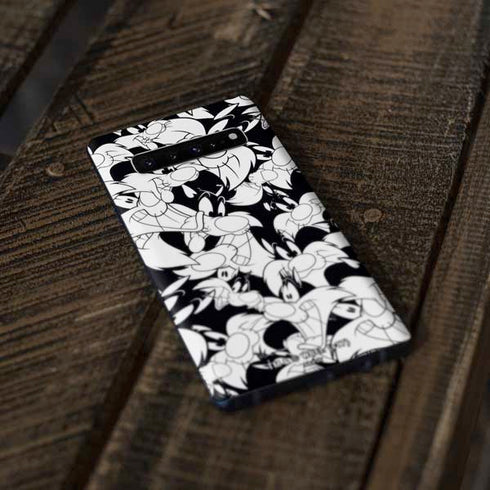 Looney Tunes Sylvester Super Sized Pattern Galaxy S10 Skin