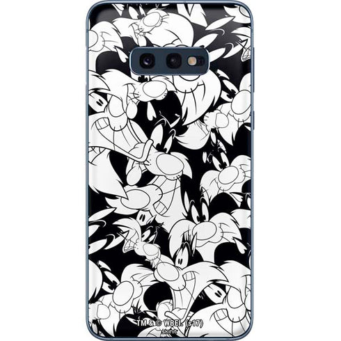 Looney Tunes Sylvester Super Sized Pattern Galaxy S10e Skin