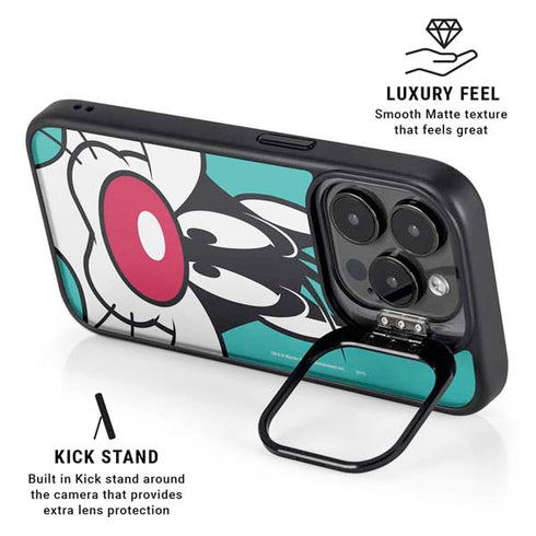 Looney Tunes Sylvester Zoomed In iPhone 15 Pro Max Kickstand Case