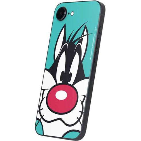Looney Tunes Sylvester Zoomed In iPhone 16e Skin