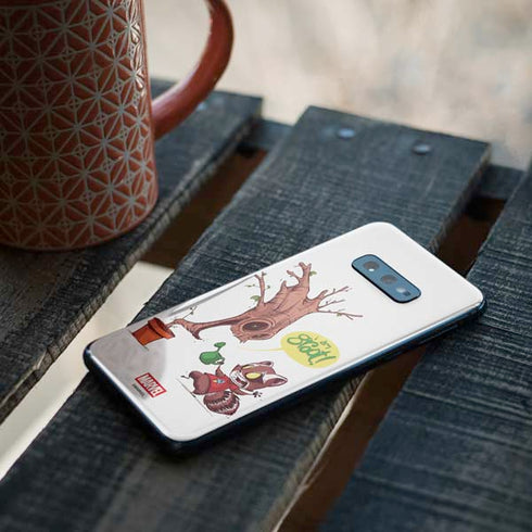 Marvel Rocket Raccoon and Groot Tall Tails Galaxy S10e Skin