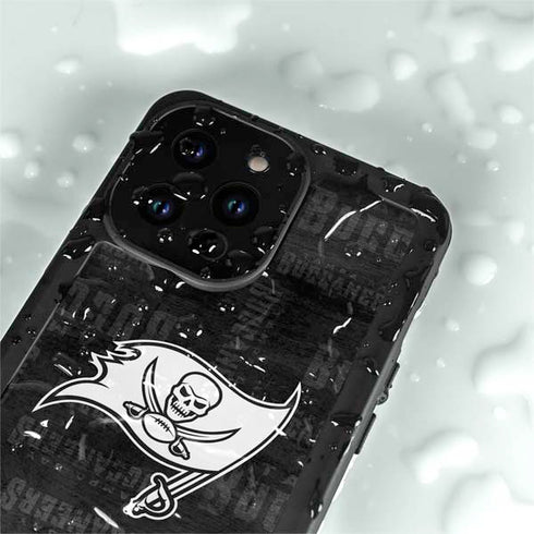 NFL Tampa Bay Buccaneers Black & White iPhone 15 Pro Waterproof Case