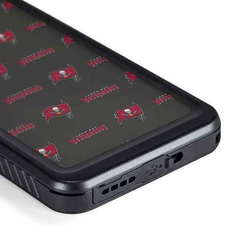 NFL Tampa Bay Buccaneers Blitz Series Galaxy S24 Plus Waterproof Case