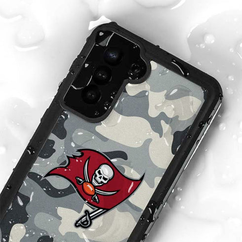 NFL Tampa Bay Buccaneers Camo Galaxy S24 Plus Waterproof Case