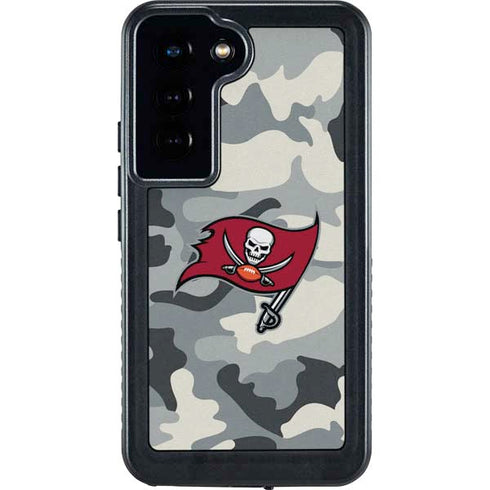 NFL Tampa Bay Buccaneers Camo Galaxy S24 Waterproof Case