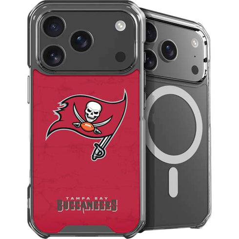 NFL Tampa Bay Buccaneers Distressed iPhone 18 Pro Max MagSafe Case
