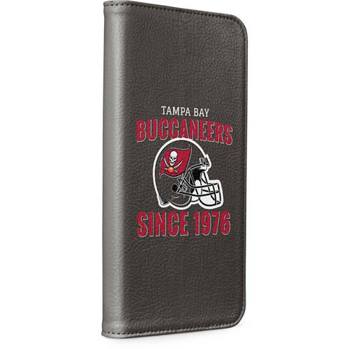 NFL Tampa Bay Buccaneers Helmet iPhone 15 Plus Folio Case